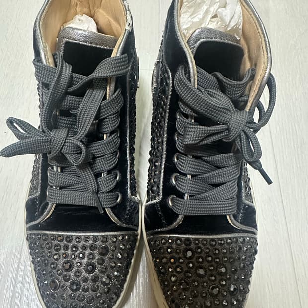 [35] 크리스찬 루부탱 스왈로브스키 스왈롭