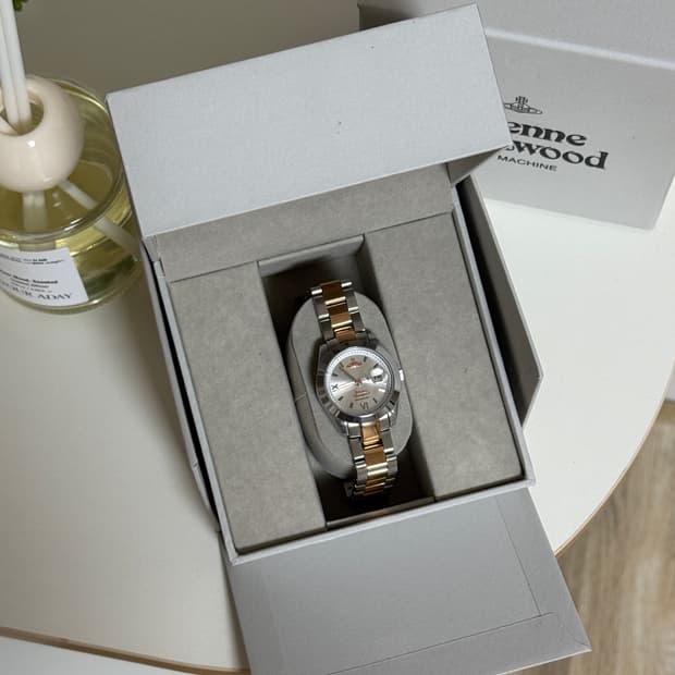 비비안웨스트우드 펜처치 로즈골드 시계 29mm 새상품