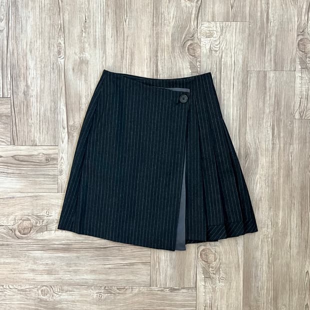 TOMORROWLAND 울 캐시미어 스트라이프 랩 스커트