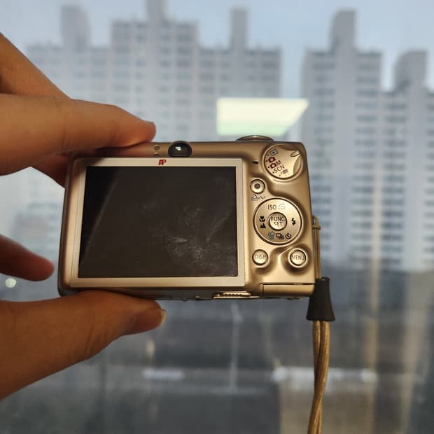 캐논 익시700 디지털카메라