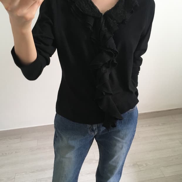 calabaza lace ruffle top