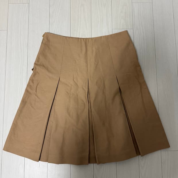 페레가모 치마판매합니다!