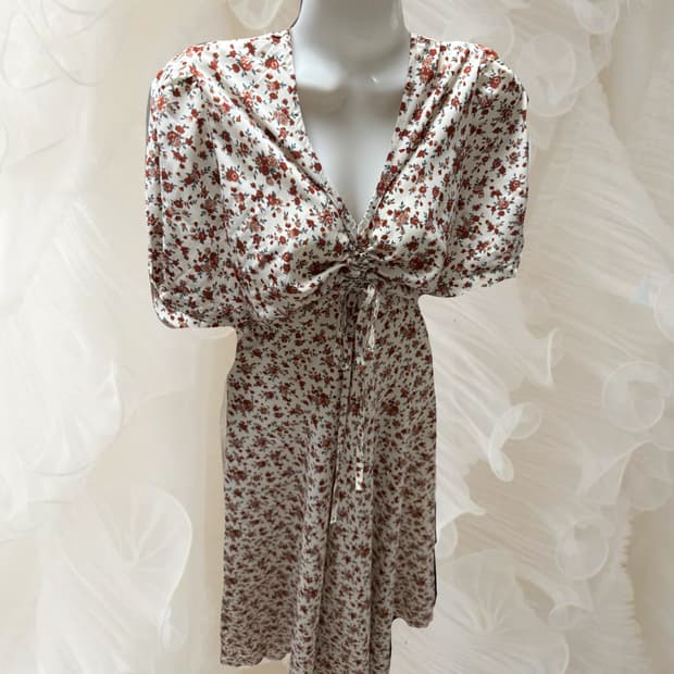 백예린깔 플라워패턴원피스