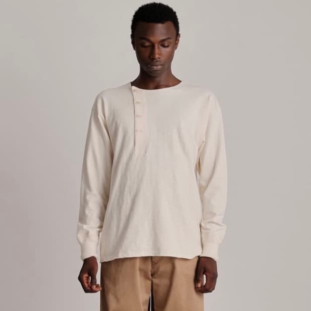 Taiga Takahashi 사선 헨리넥 셔츠