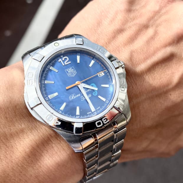 태그호이어 아쿠아레이서 타히티 한정판 39mm