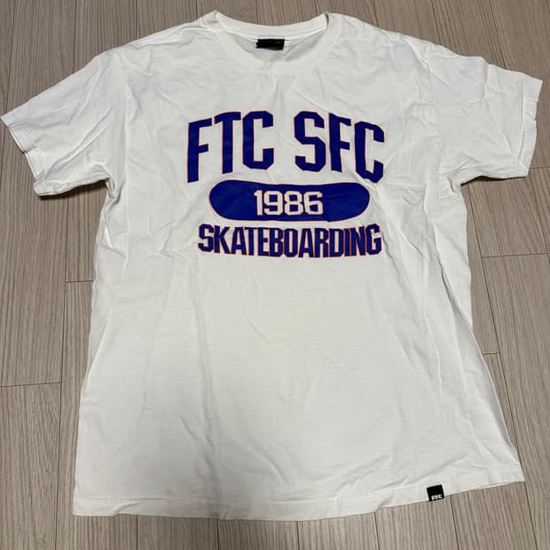 (L) FTC 2023 유니버시티 반팔 티셔츠 화이트