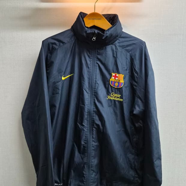 XL) 나이키 FC 바르셀로나 바람막이 팝니다