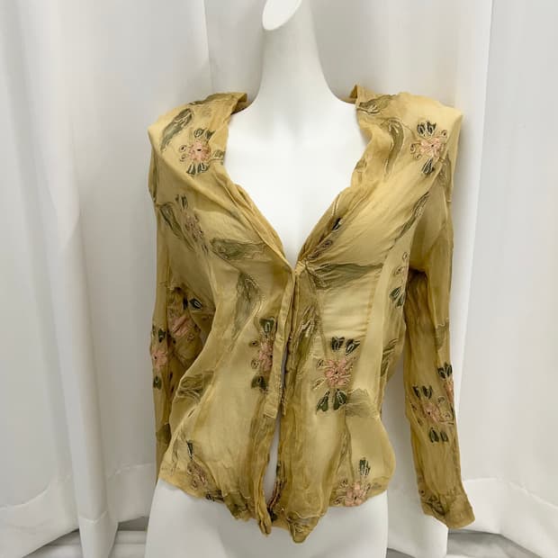 오리엔탈 베이지셔츠