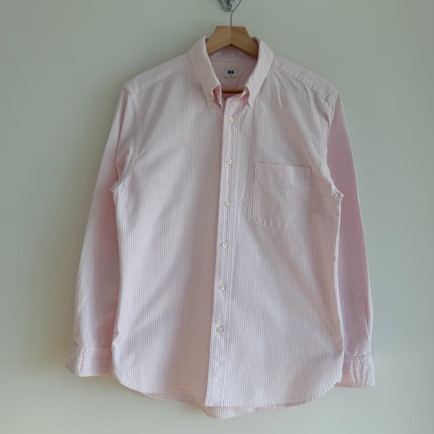유니클로(UNIQLO) 핀스트라이프 옥스퍼드 셔츠