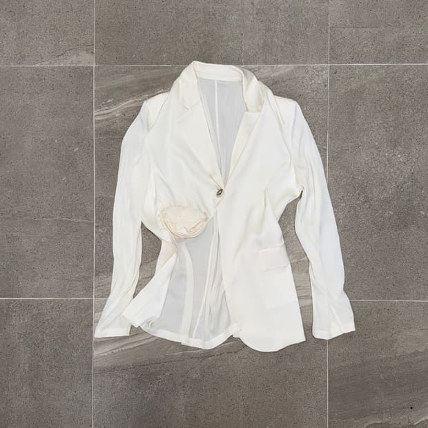 DINT white satin flower unbalance jk