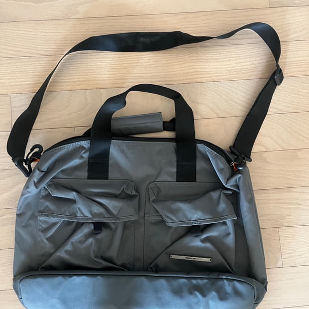 로우로우 시티워커 크로스백