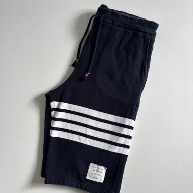 Thom Browne 톰브라운 네이비 하프 팬츠 