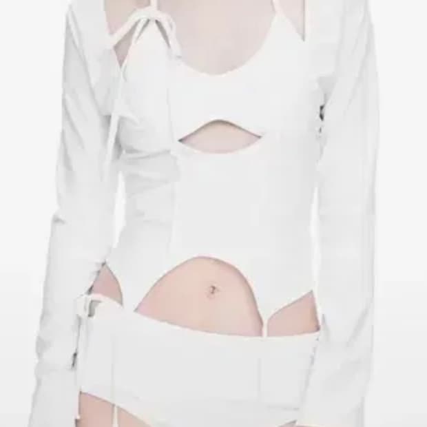 나체 쓰리피스 비치웨어 교환 구해요