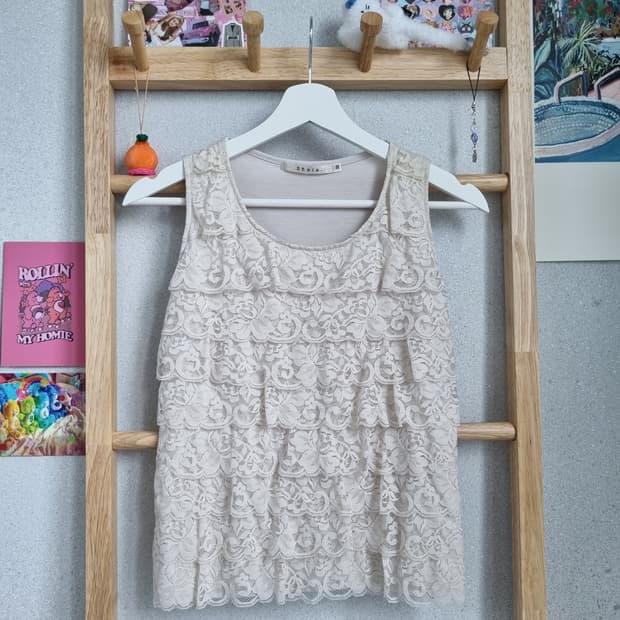 JPN stola lace sleeveless
