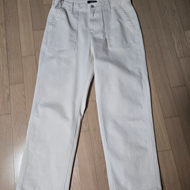 무신사 스탠다드 퍼티그 와이드 크림진 34사이즈