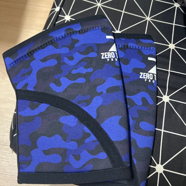 제로 투 히어로 무릎 보호대