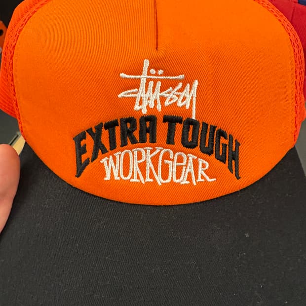 스투시 엑스트라터프 오렌지 트러커캡