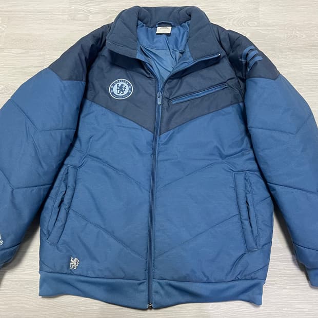 아디다스 첼시 패딩점퍼 100