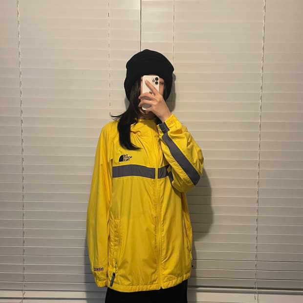 노스페이스 테크웨어 라인 바람막.