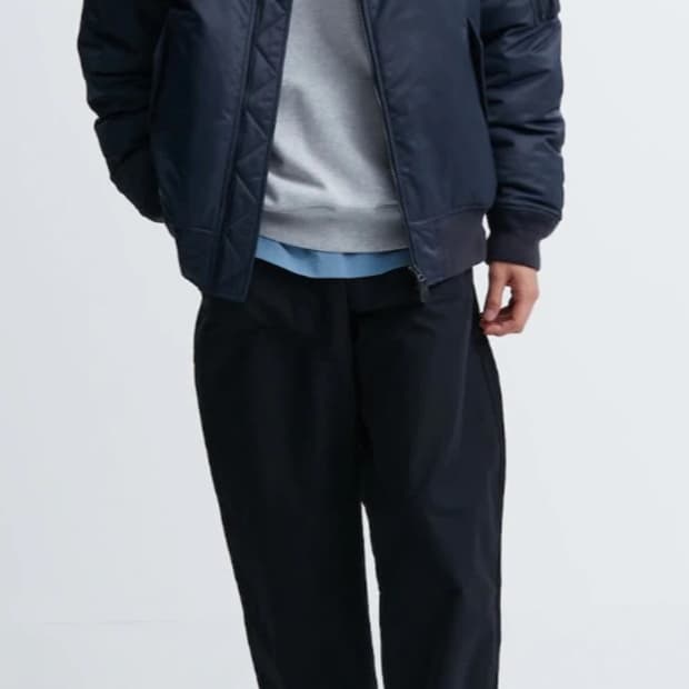 유니클로 MA-1 블루중 항공점퍼 남자100