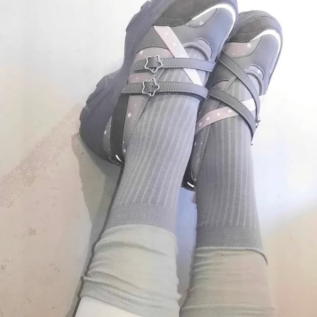 YOUHEEXOTZ 유희x오찌 로미타 플랫폼 스타 메리제인 슈즈 그레이