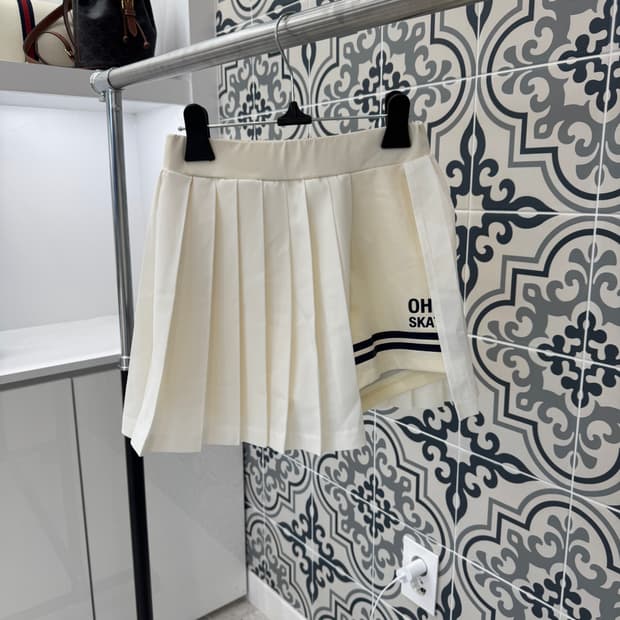 우아 테니스스커트