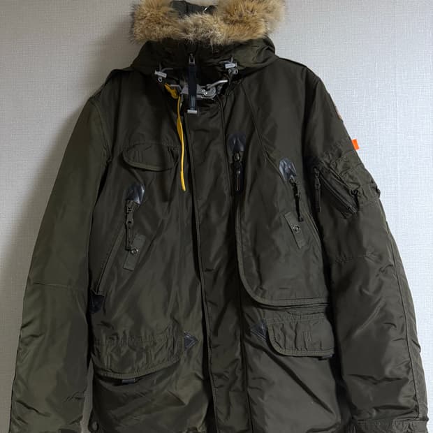 착샷있음 파라점퍼스(Parajumpers) 코디악 라이트 핸드 M