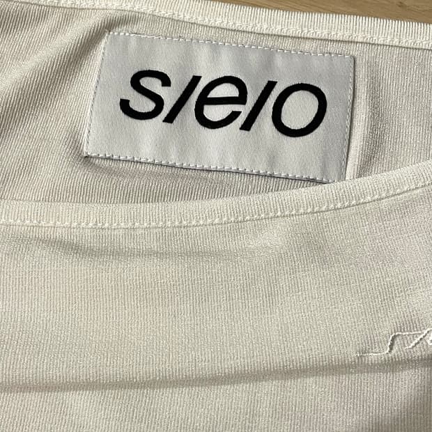 에스이오 나시 티셔츠 개당 만원 새상품