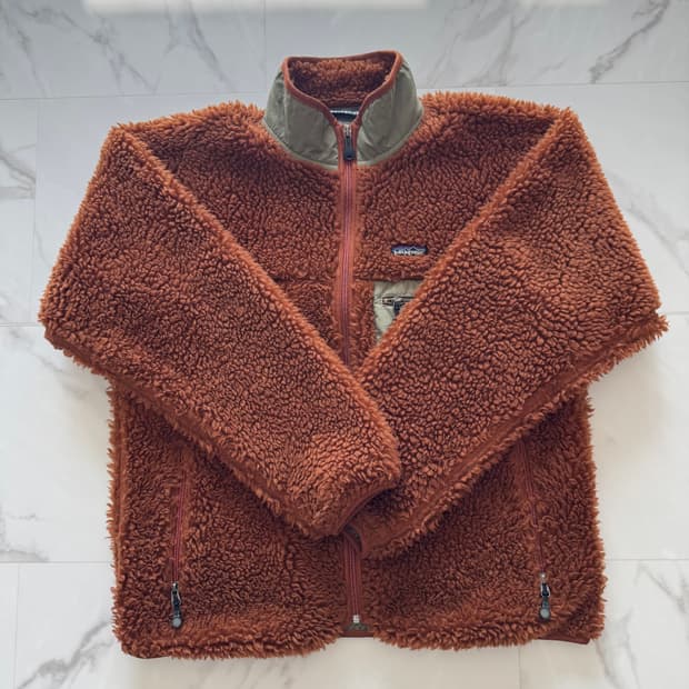 파타고니아 딥파일 레드브라운 M