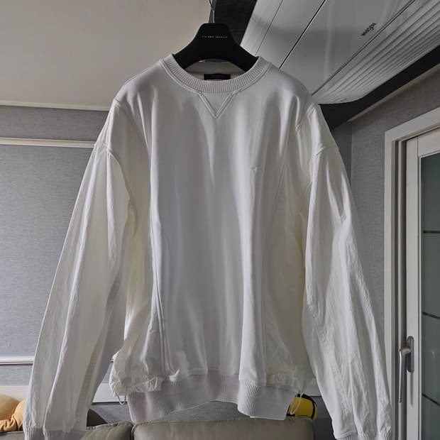 [거의 새것] 송지오 옴므 스웻 맨투맨 티셔츠 50