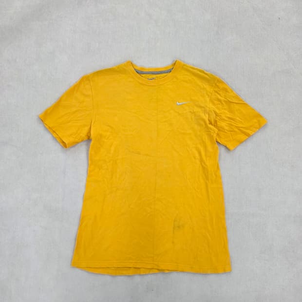 M 나이키 레귤러핏 기능성 반팔티 0224J