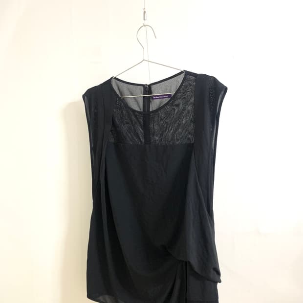 The Izzat Collection 슬리브리스