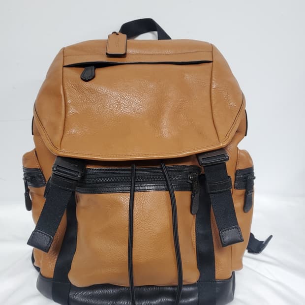 코치 백팩 정품 천연소가죽 