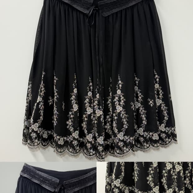 L’est rose 해바라기 레이스 스커트