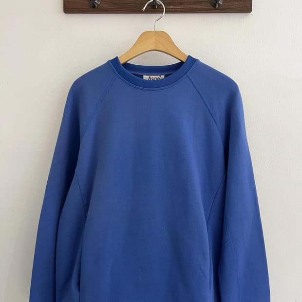 아크네스튜디오 스웻셔츠