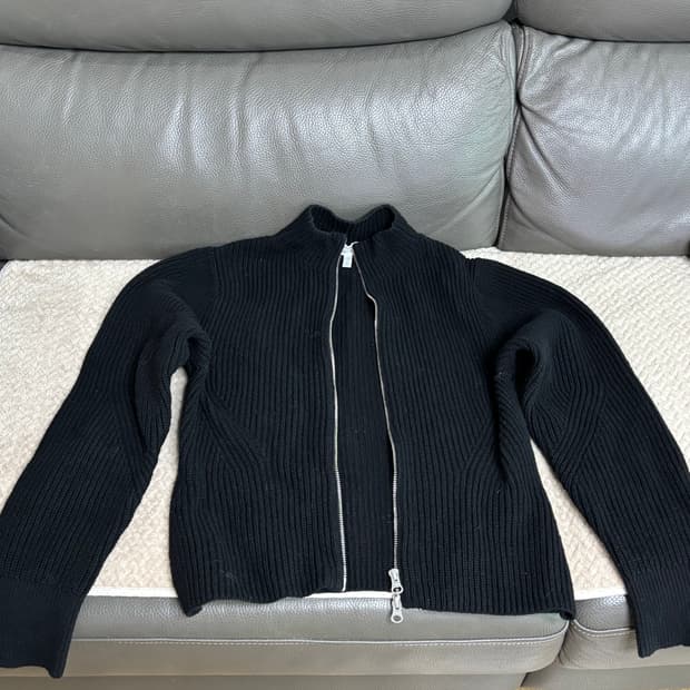 앤아더 니트 집업