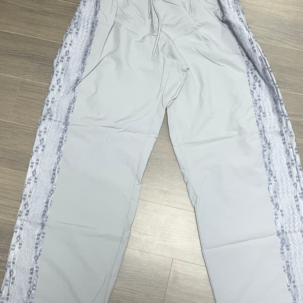 레이스 바지