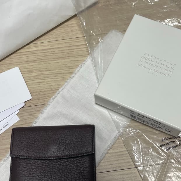 (풀구성 새상품) 메종 마르지엘라 스티치 지갑