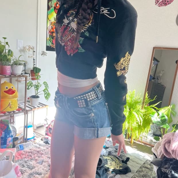 에드하디 긴팔 티셔츠