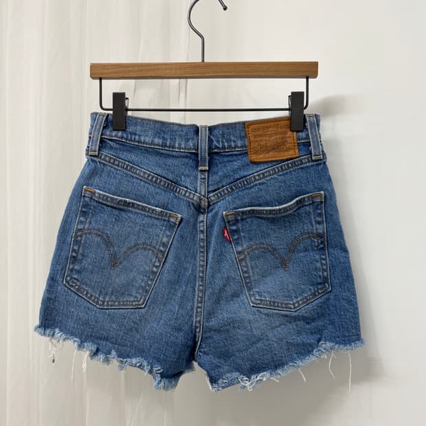 Levi's 리바이스 하이웨스트 빈티지 데님 쇼츠