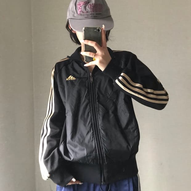 아디다스 블랙 골드 져지