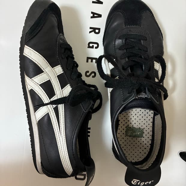 오니츠카 타이거 멕시코 66 블랙 화이트