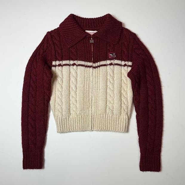 래비티스포츠 크롭 RB 케이블 니트 가디건 PN9369