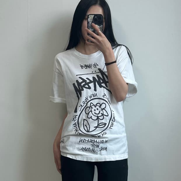 스투시 마크제이콥스 40주년 화이트 반팔 티셔츠