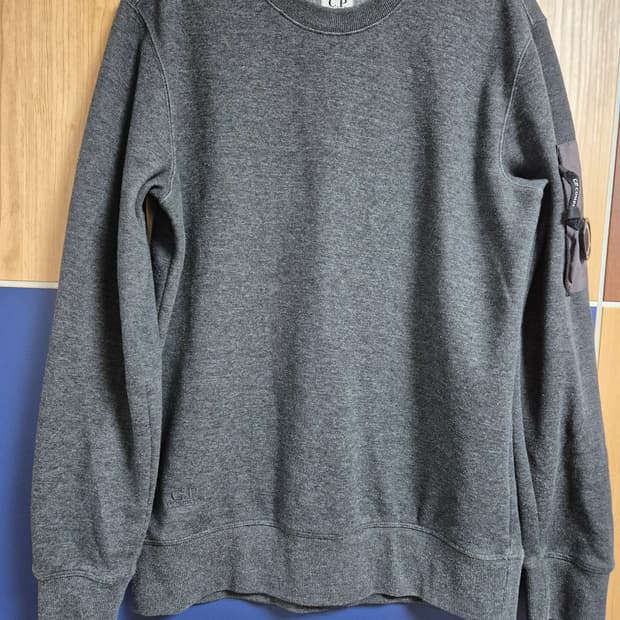 CP 컴퍼니 맨투맨 진회색 (95)M