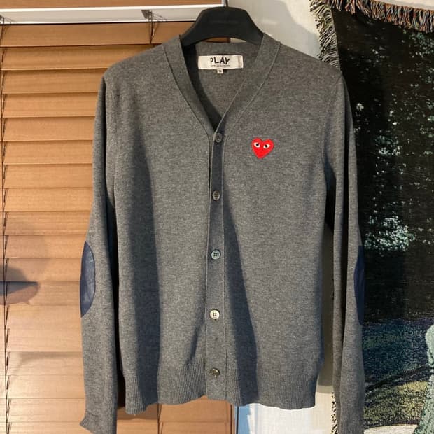 꼼데가르송 엘보 패치 가디건