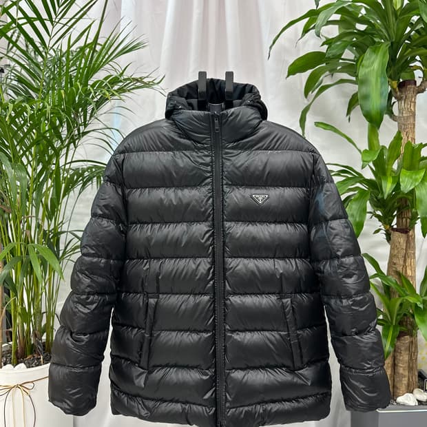 [정품]프라다 리나일론 리버시블 패딩 XL