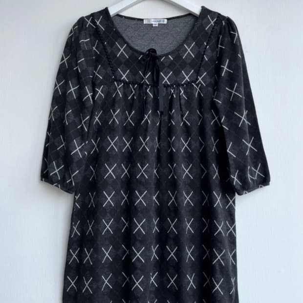 KLEIN PLUS 블랙 아가일 튜닉 