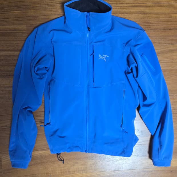 아크테릭스 소프트쉘 자켓