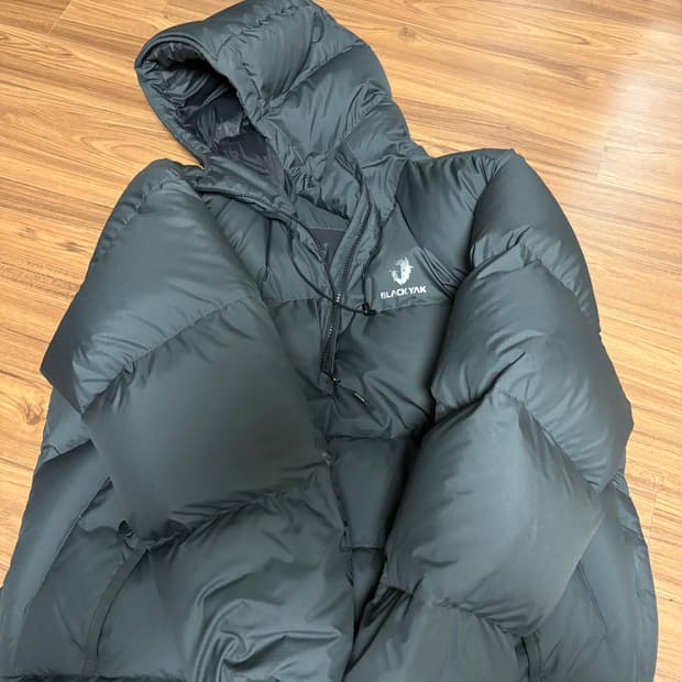 블랙야크 패딩아노락 105 L